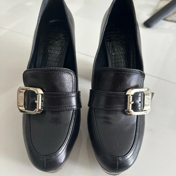 Vince Camuto Black Leather Platform Loafers with Elegant Buckle - Picture 3 of 6